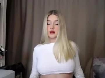 Masturbate to boobs webcams. Sweet Free Models.