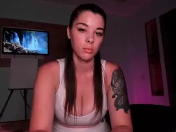 laracrow from Chaturbate is Freechat