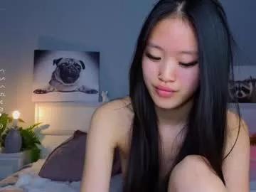 sweet_is_kim model from Chaturbate