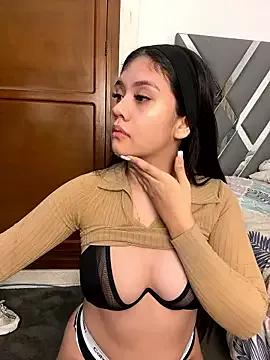 Alhanna_ from StripChat is Freechat
