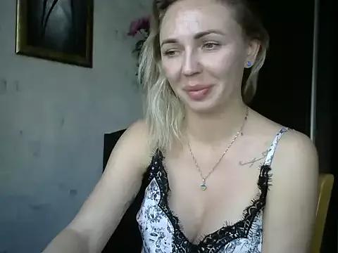 AngelinaLove28 from StripChat is Freechat