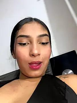 Anuri_ from StripChat is Freechat