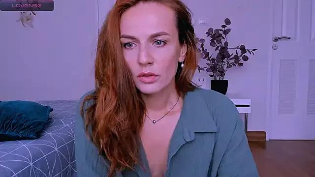 BritneyHall from StripChat is Freechat