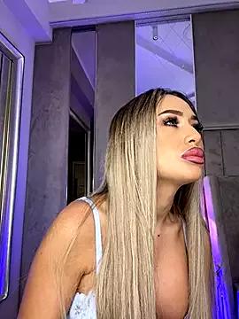 HannahCandy from StripChat is Freechat