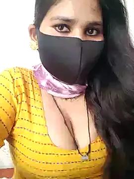 Indian-Nazia from StripChat is Freechat