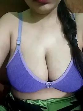 jenny4you from StripChat is Freechat