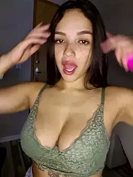 MisFrekcles_ from StripChat is Freechat