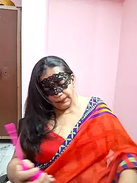 RADHAhot2 from StripChat is Freechat