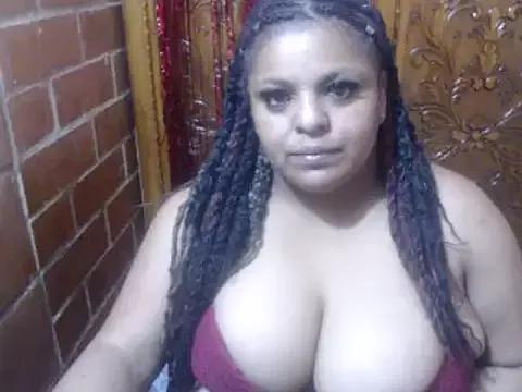susannamature from StripChat is Freechat