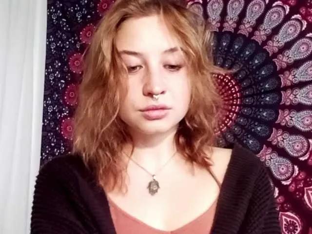 AdalynGlow from BongaCams