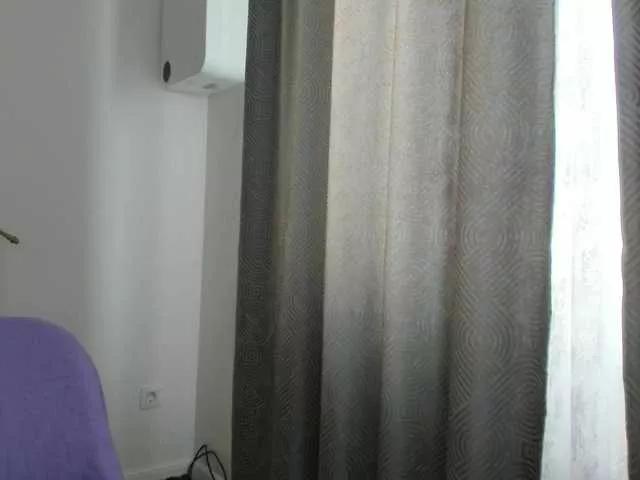agnes-lunee from BongaCams is Freechat