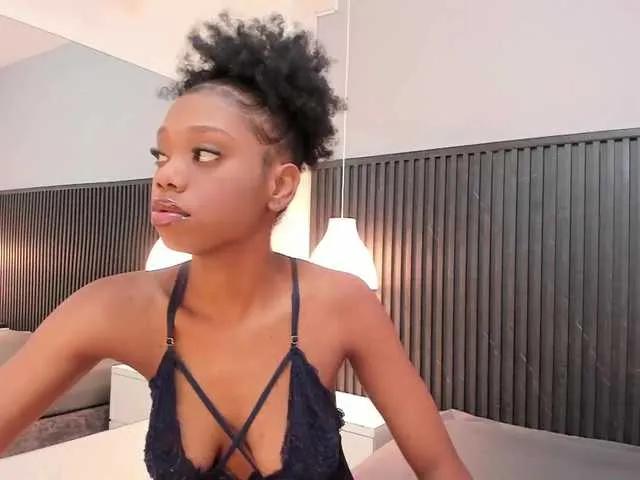 Aisha-Loren from BongaCams is Freechat