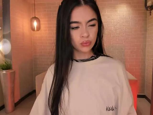 AlanaCraft from BongaCams
