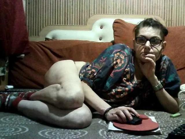 AlanaXDream from BongaCams