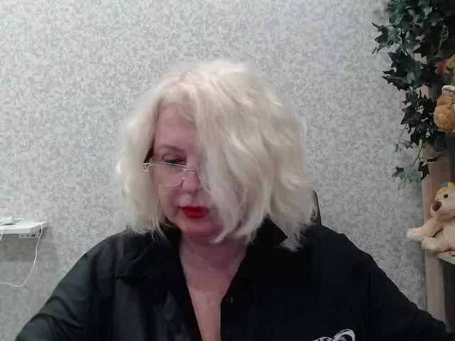Alek-Sandra from BongaCams