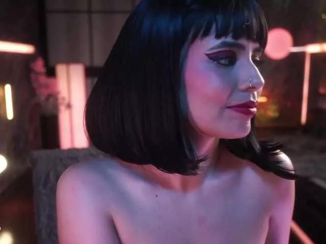 Alessa-Goreng from BongaCams