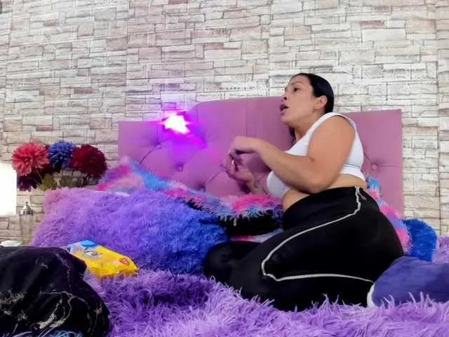 aliaandadara from BongaCams