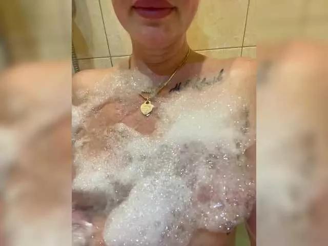 Checkout girls naked models with similar nickname. Cute sexy Free Models.