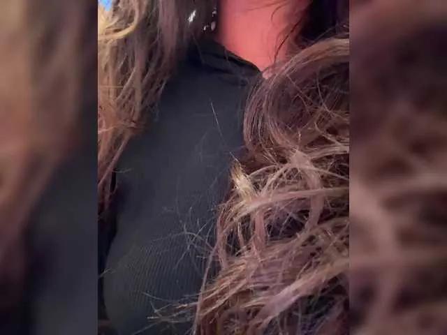 Alliina-leee from BongaCams