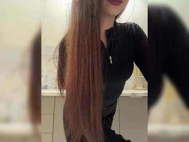 Alliina-leee from BongaCams