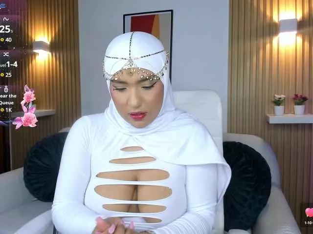 alma-avad from BongaCams