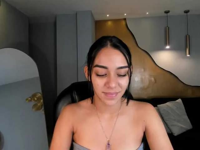 AmaliaCruss from BongaCams