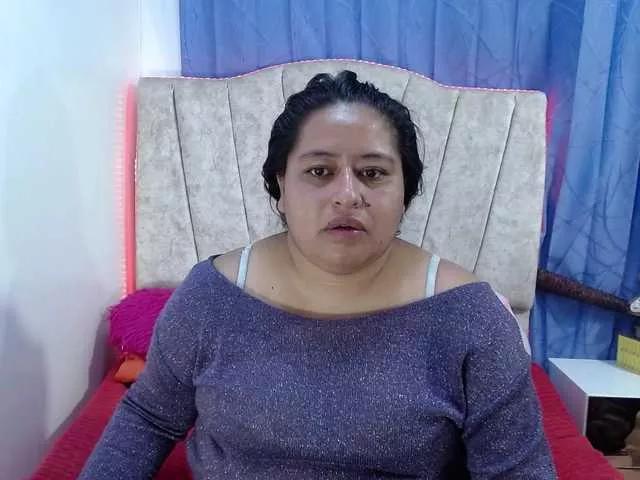 AMARAA17 from BongaCams