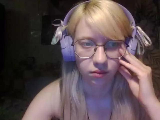 anadewitt from BongaCams