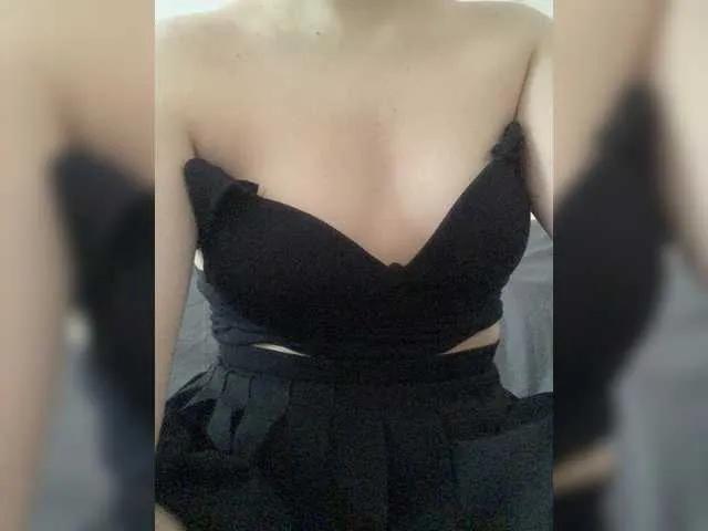 Ananastik from BongaCams