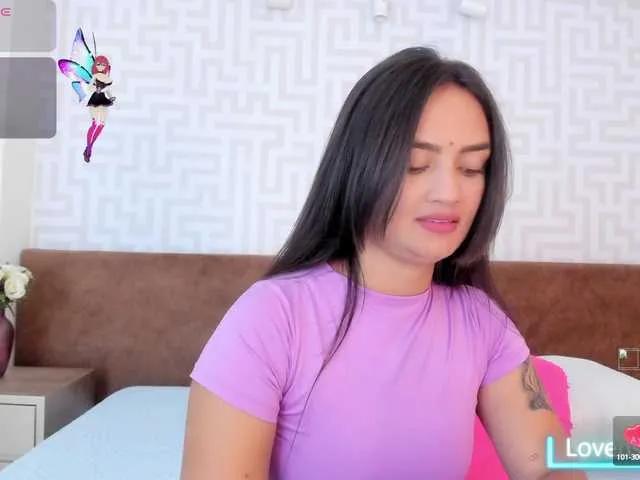 Anany- from BongaCams