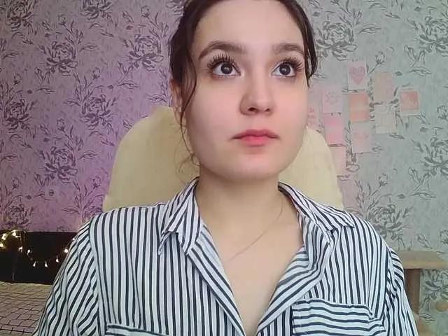 Annie-fleur from BongaCams