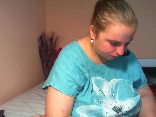 Arriana98 from BongaCams