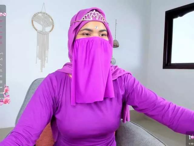Aura-cuutee from BongaCams
