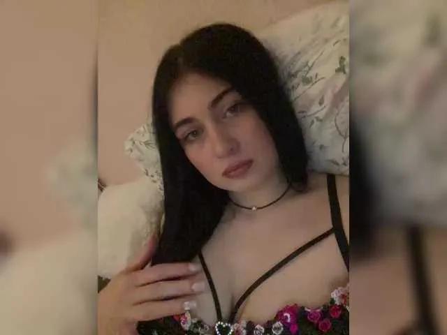 BabyMilia717 from BongaCams