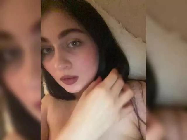 BabyMilia717 from BongaCams
