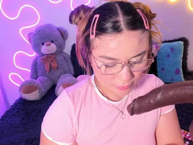 Belacurvyx from BongaCams is Freechat