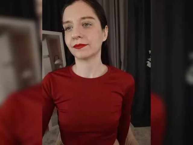 BellaTasty from BongaCams
