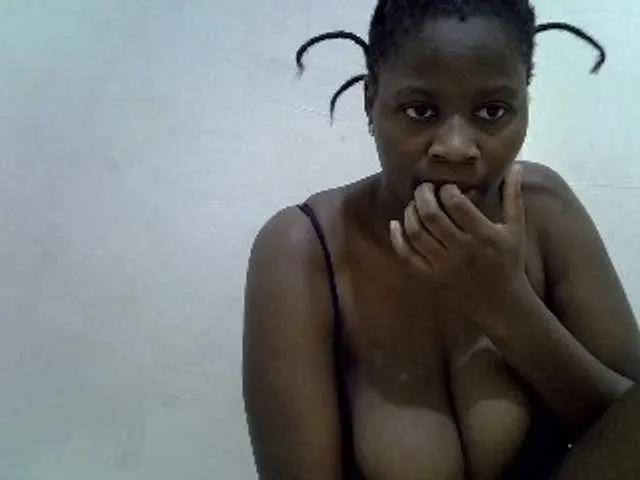 Bigboobs77 from BongaCams