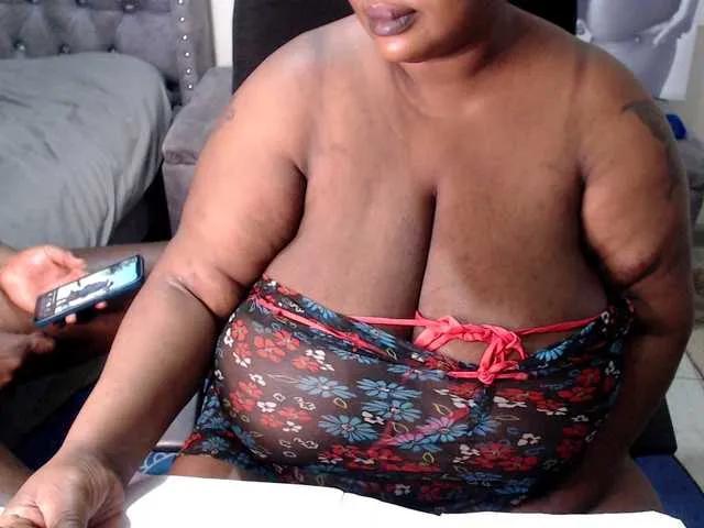 Bigboobscoupls from BongaCams