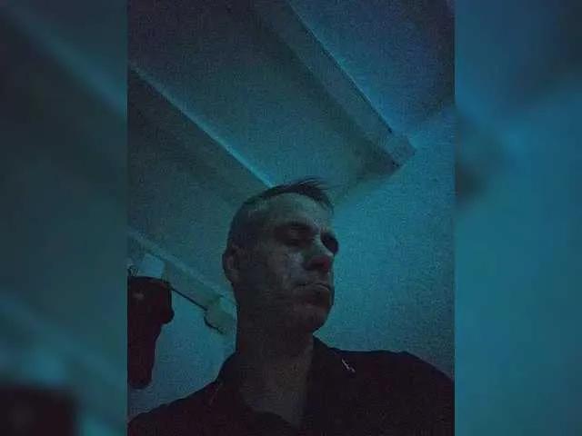 BiInTrier from BongaCams