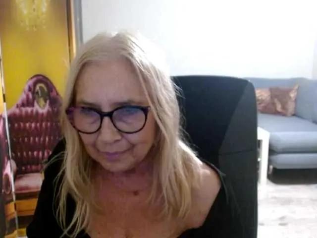 BlondeSofia from BongaCams