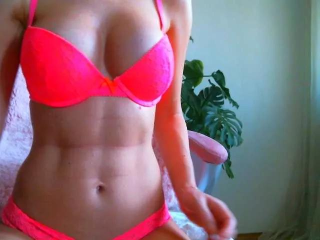 Bonnita from BongaCams