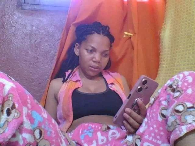 Carrollina from BongaCams