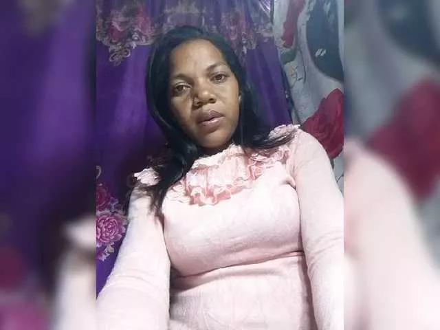 Carrollina from BongaCams