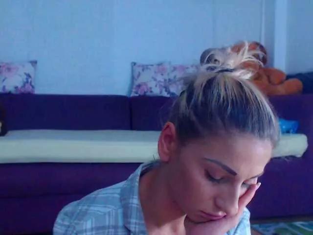 CassieSpell from BongaCams