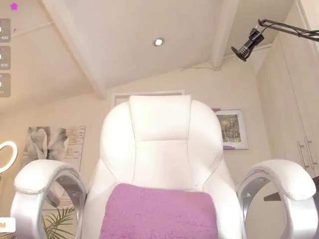 catalinasaiz from BongaCams