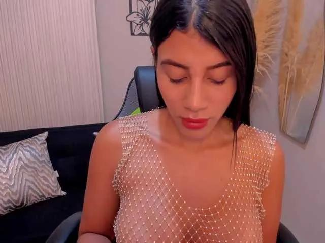 charlotte-Cox from BongaCams is Freechat