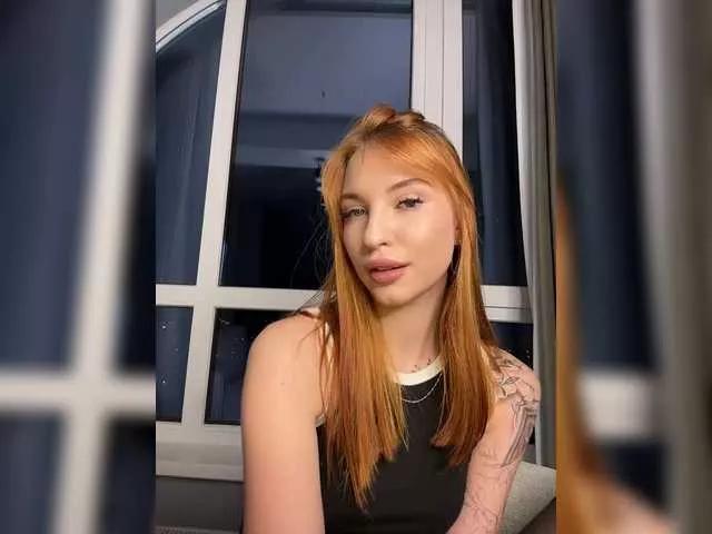 Christi-Candy from BongaCams