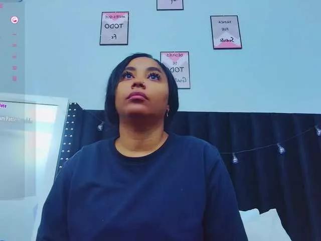 Colombiamommy from BongaCams