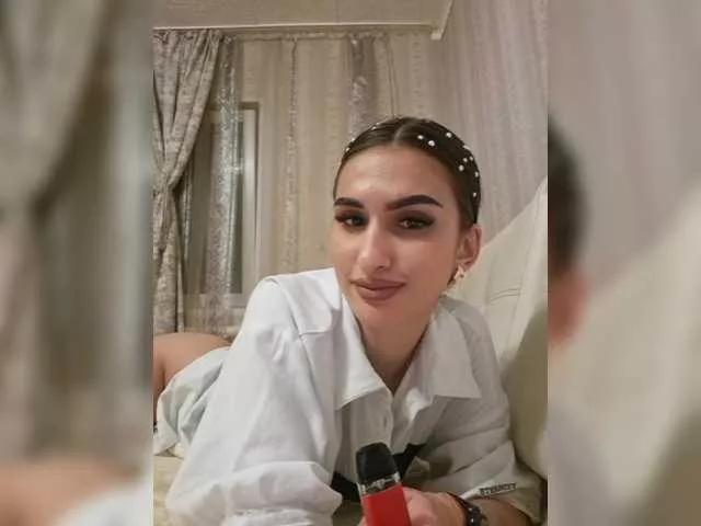 ConnieSmile from BongaCams